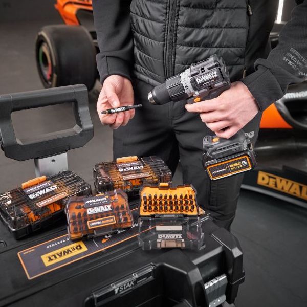 Набор бит DeWALT DT70900T McLaren Limited Edition