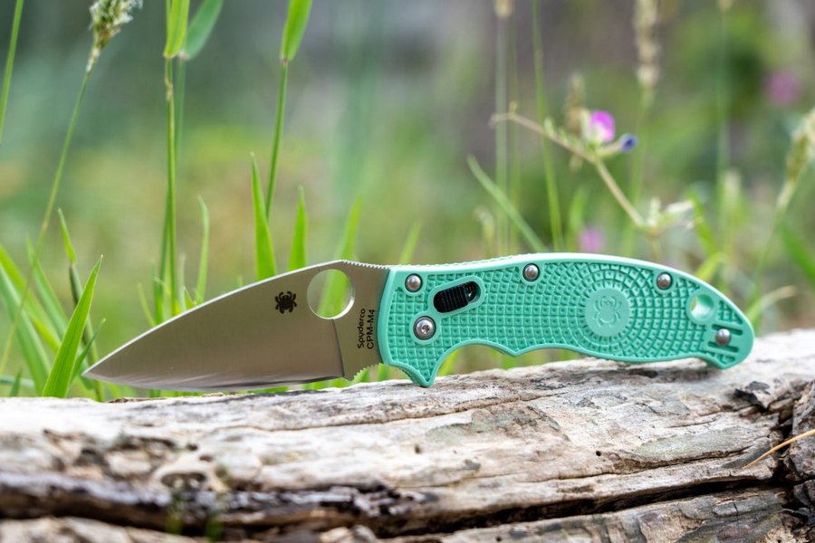 MANIX™ 2 FRCP Mint Green M4 EXCLUSIVE MANIX™ 2 FRCP Mint Green M4 EXCLUSIVE