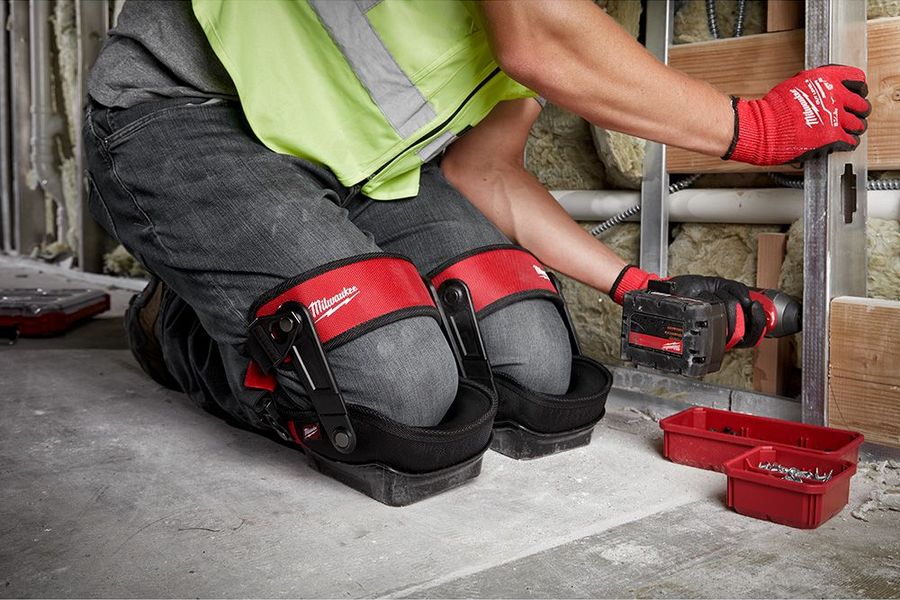 Milwaukee-High-Performance-Stabilizing-Knee-Pads-4.jpg