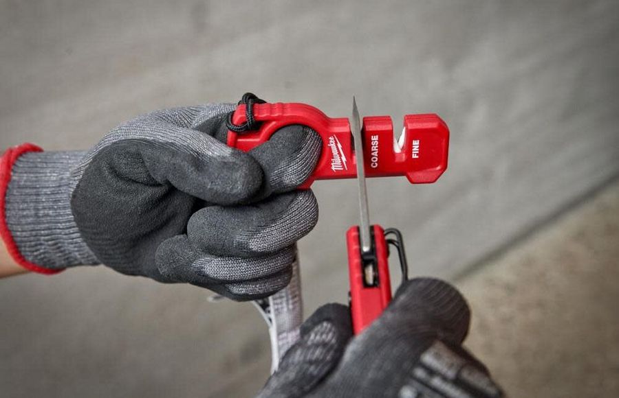 Milwaukee 48221590