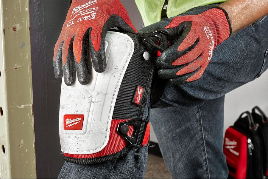Milwaukee-Performance-Non-Marring-Knee-Pads-4.jpg