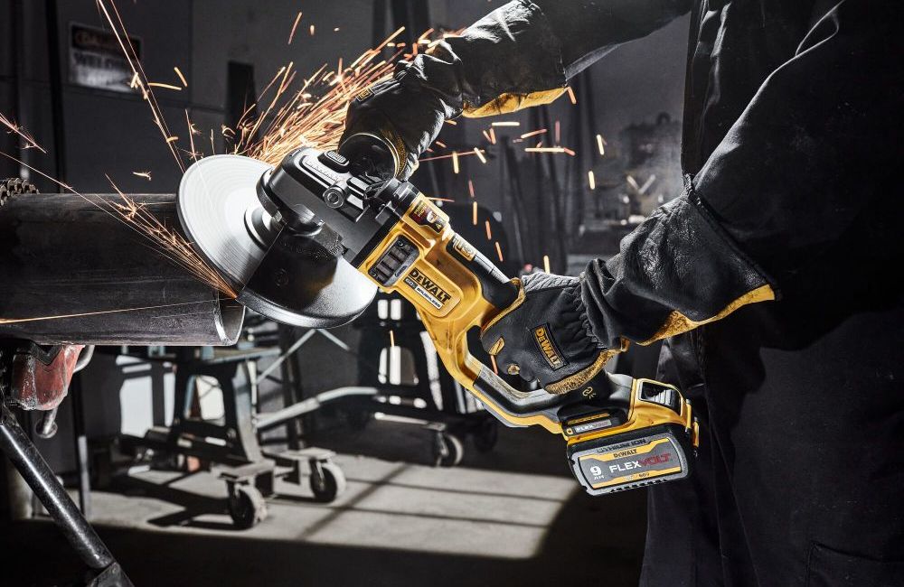 DeWALT DCG460